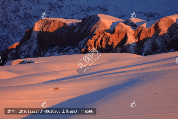 雪山