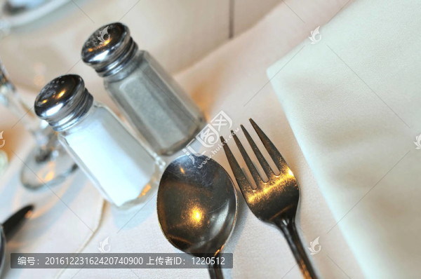 通用表格布局