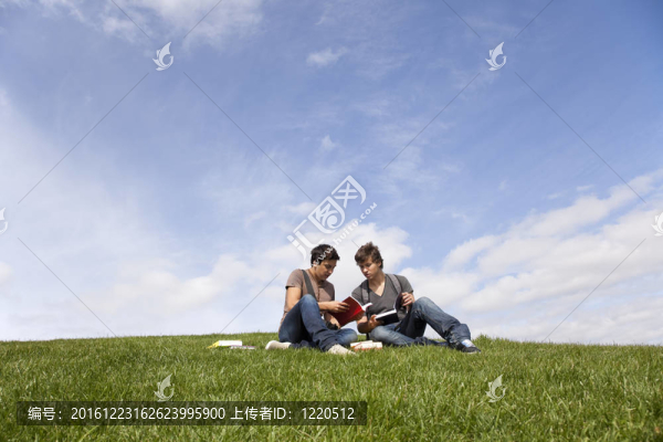 現(xiàn)在在戶外