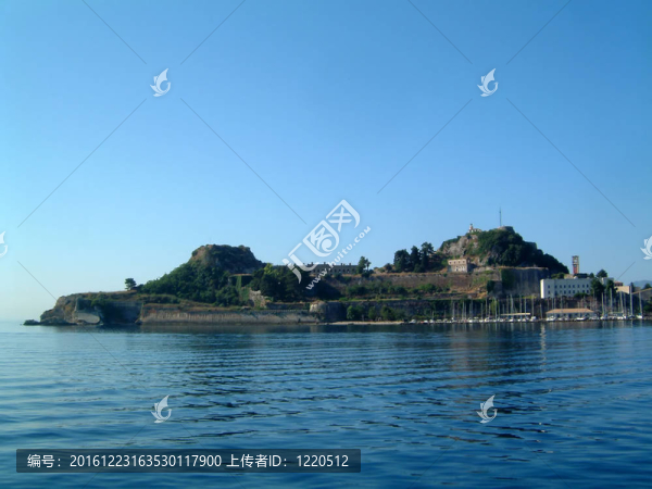 Corfu市舊堡灣