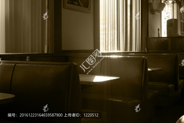 餐廳展位流陽(yáng)光的烏賊