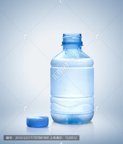 瓶礦泉水