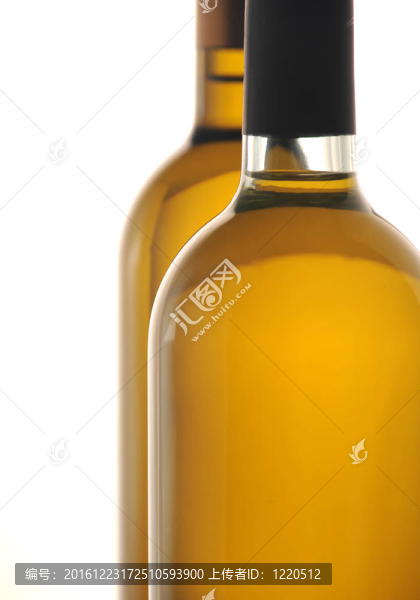 一瓶酒的特寫