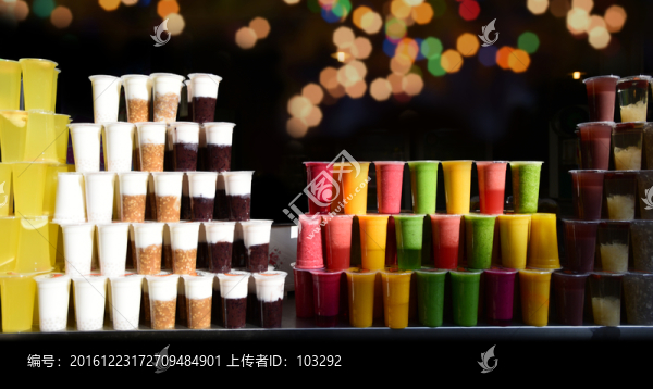 豐富的果汁飲料