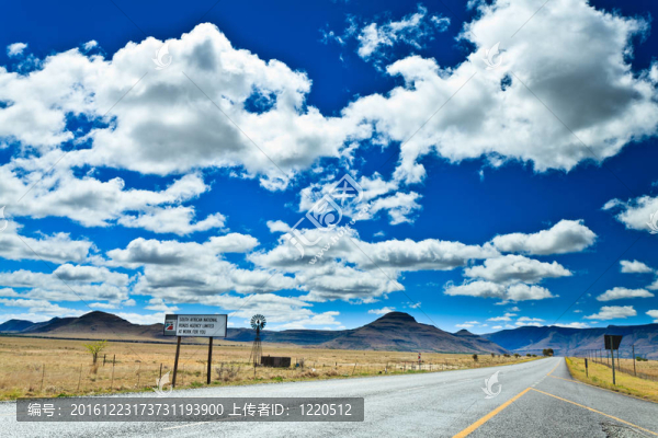 走過一道荒涼的風景