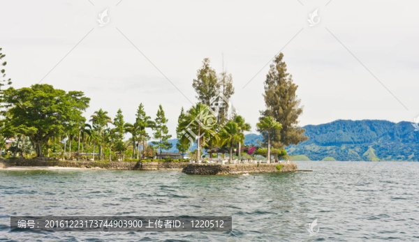 多巴湖沙摩西島；Sumatra