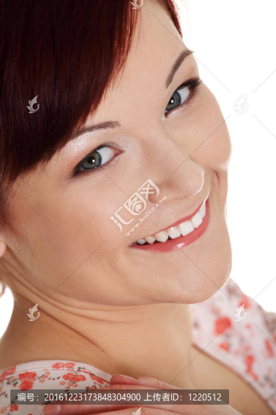 一個年輕快樂女人的畫像