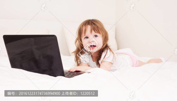 孩子的筆記本電腦