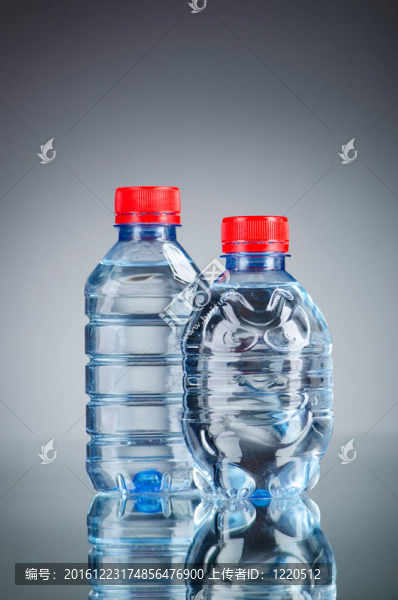 水瓶作為健康飲品的概念