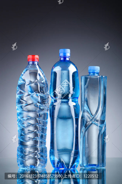 水瓶作為健康飲品的概念
