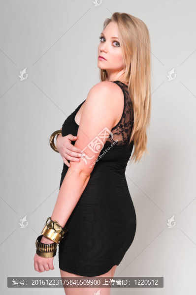 金發(fā)女郎