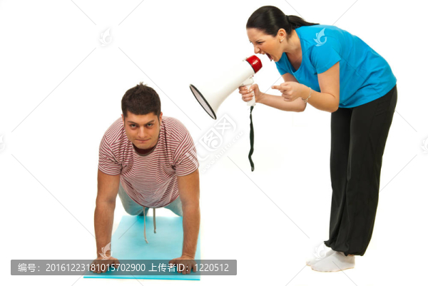 女人喊的megapone鍛煉的人