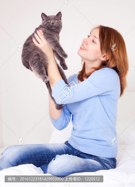 女人與貓