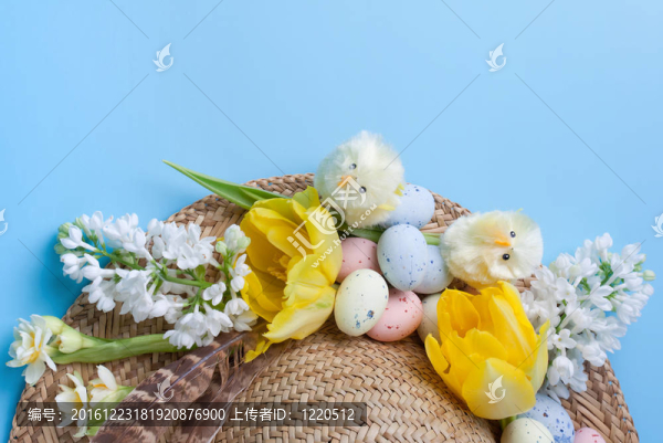 快樂(lè)的復(fù)活節(jié)帽子
