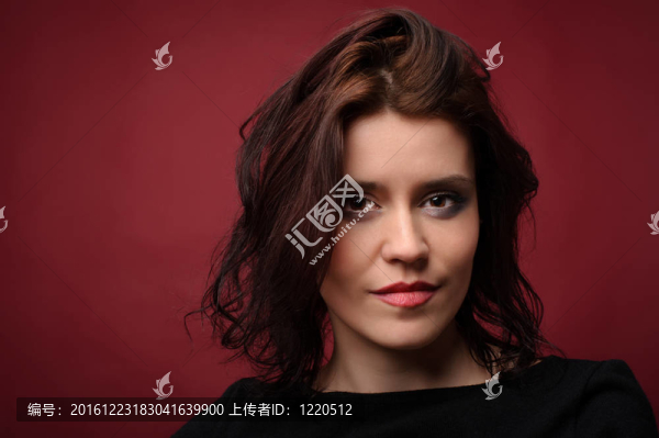 美麗少婦肖像