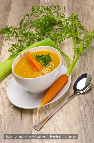 karottensuppe