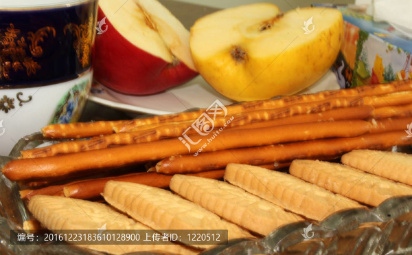 餅干和蘋果