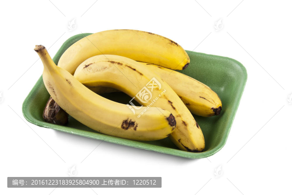 香蕉放入平底鍋中