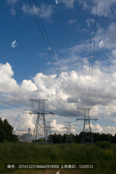 電線線與天空