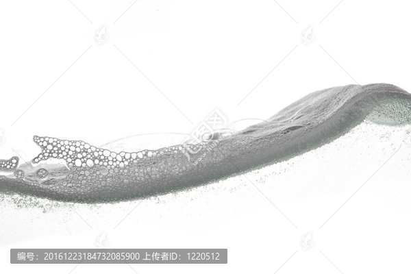 白色背景上的泡沫波