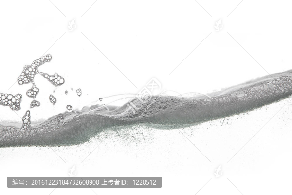 白色背景上的泡沫波