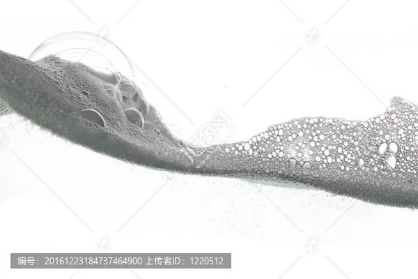 白色背景上的泡沫波