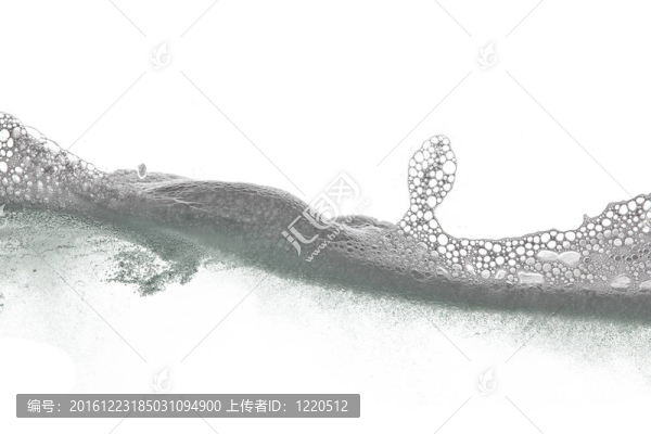 白色背景上的泡沫波