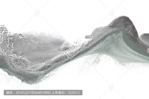 白色背景上的泡沫波