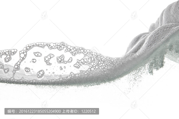 白色背景上的泡沫波