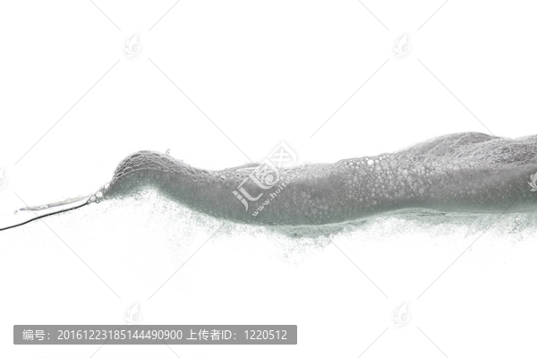 白色背景上的泡沫波