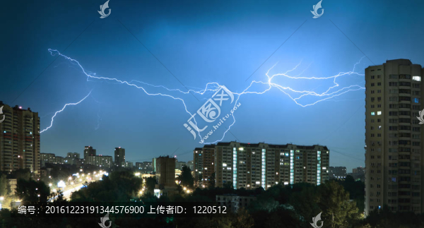雷擊
