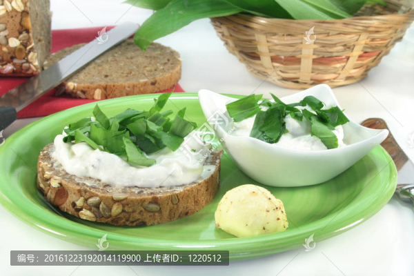野生大蒜豆腐
