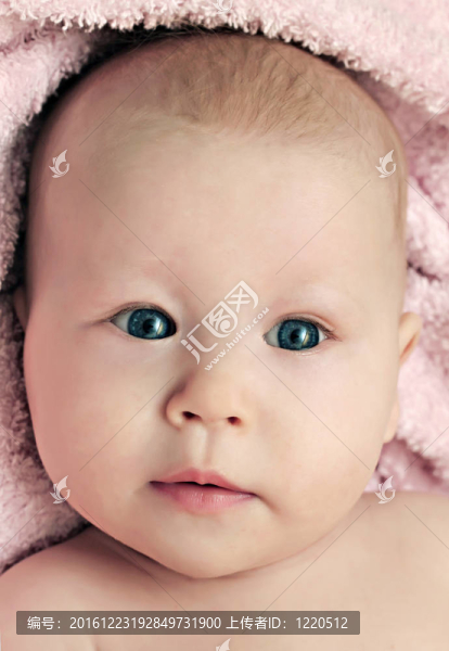 新生女?huà)氲奶貙?xiě)