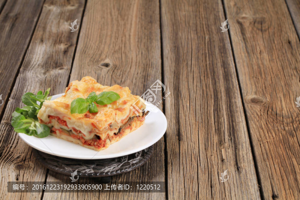 美味的烤寬面條