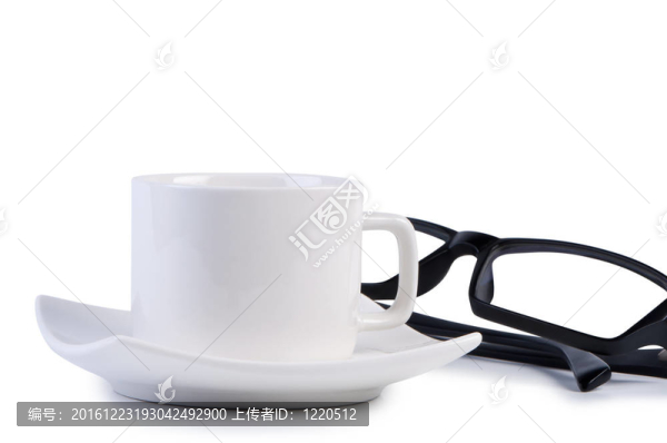 眼鏡和咖啡杯。