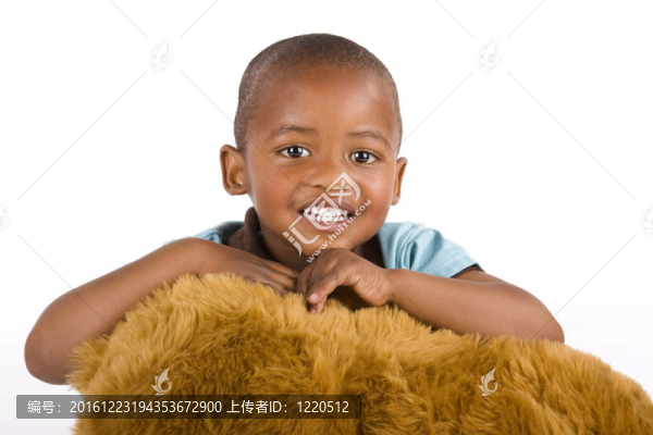 可愛的3歲的黑人男孩