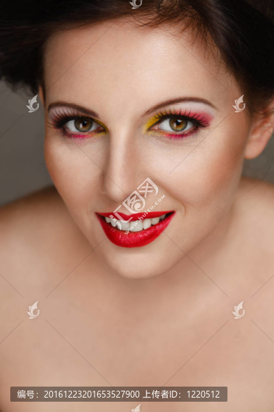 微笑的女人
