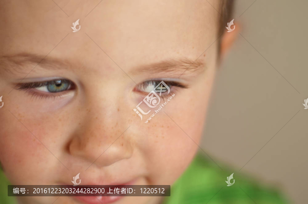 美麗的藍(lán)眼睛男孩