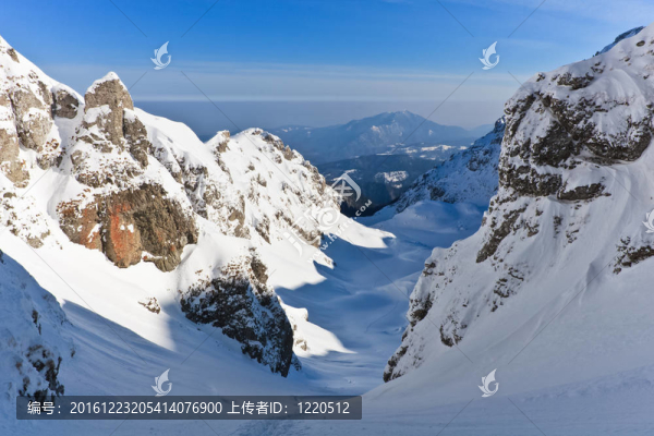 冬天的山谷