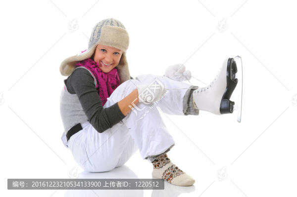 漂亮女孩穿冰鞋