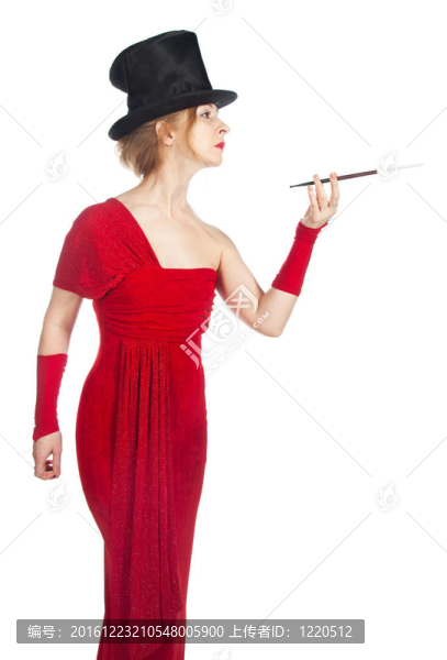 穿紅衣服的女人