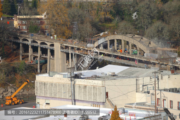 新橋建設(shè)；俄勒岡市。