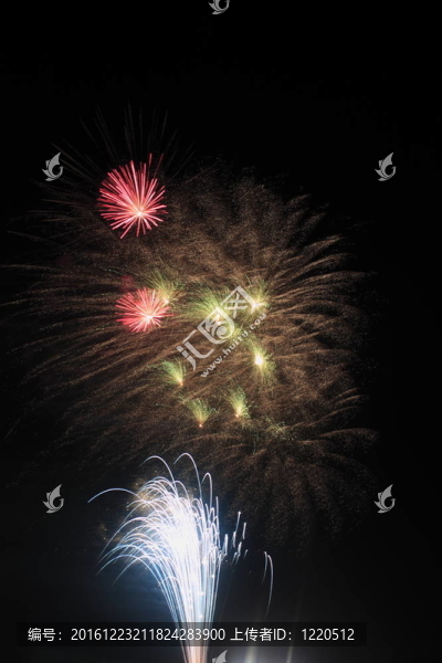 夜空中的煙花