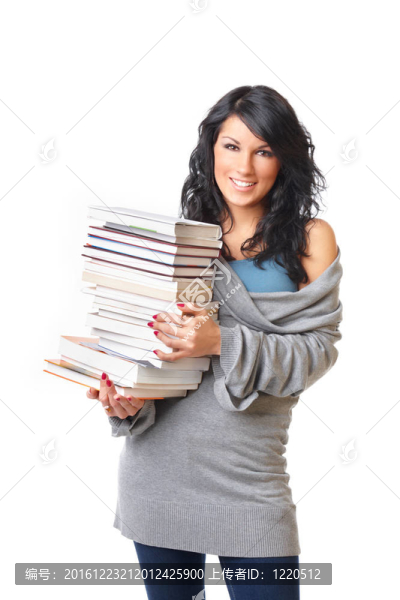 美麗的年輕女子與白色背景的書籍堆疊