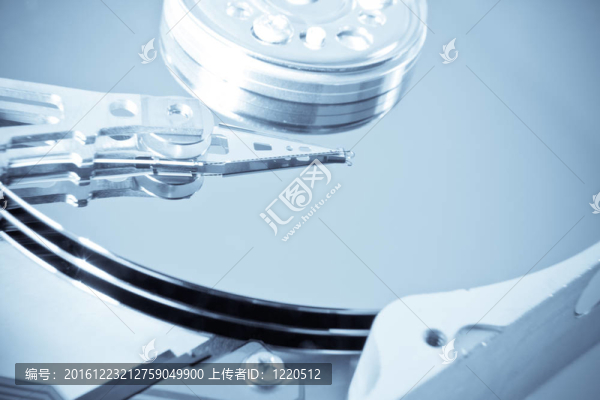 計算機硬盤驅(qū)動器