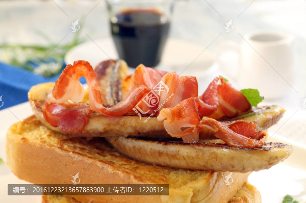 培根香蕉面包