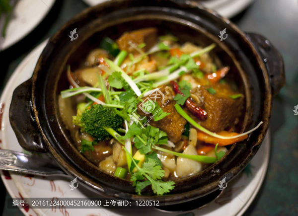 中國蔬菜和豆腐煲