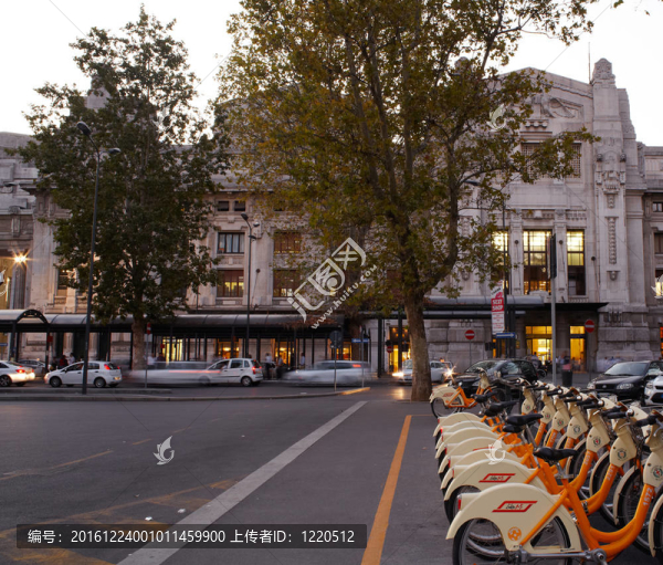 自行車共用站；米蘭