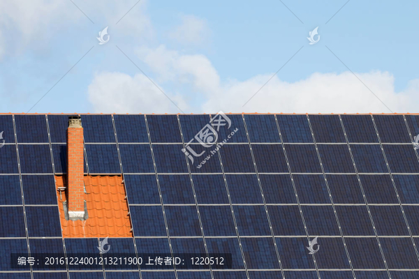 煙囪周圍太陽能電池