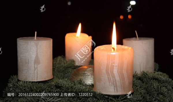 圣誕節(jié)的燭光